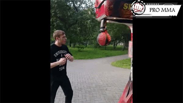 Сила удара игрового автомата автора канала PRO MMA