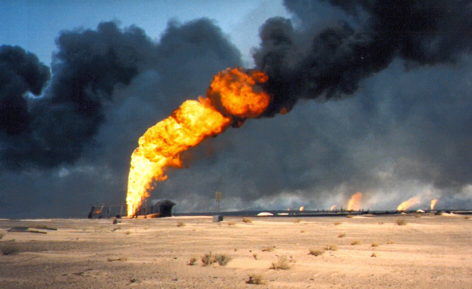 Нефть в огне (источник фото: http://www.crudeoildaily.com)