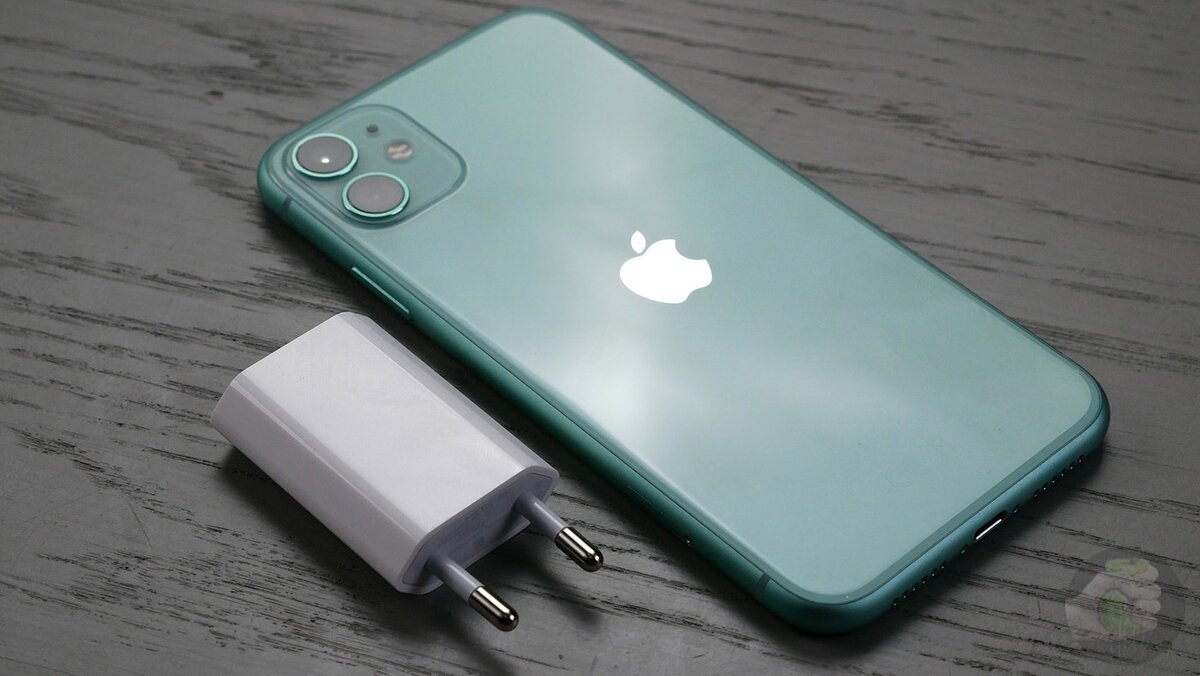 Для зарядки iPhone, начиная с iPhone 8 и новее, можно использовать адаптеры питания с поддержкой USB Power Delivery.-2