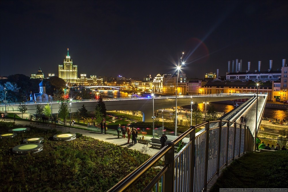 Фото с Яндекс. Москва,парк "Зарядье".