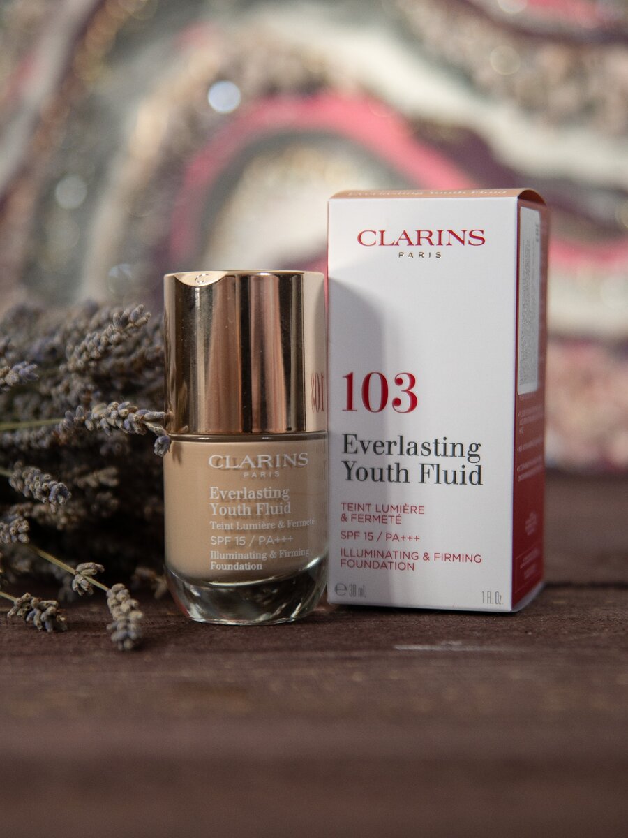 Тональный флюид clarins everlasting youth