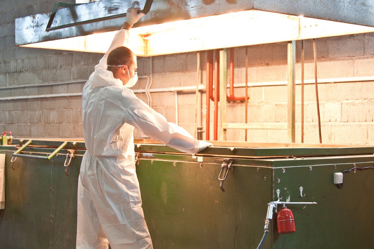 Как изготавливаются пластиковые крылья для LADA Vesta