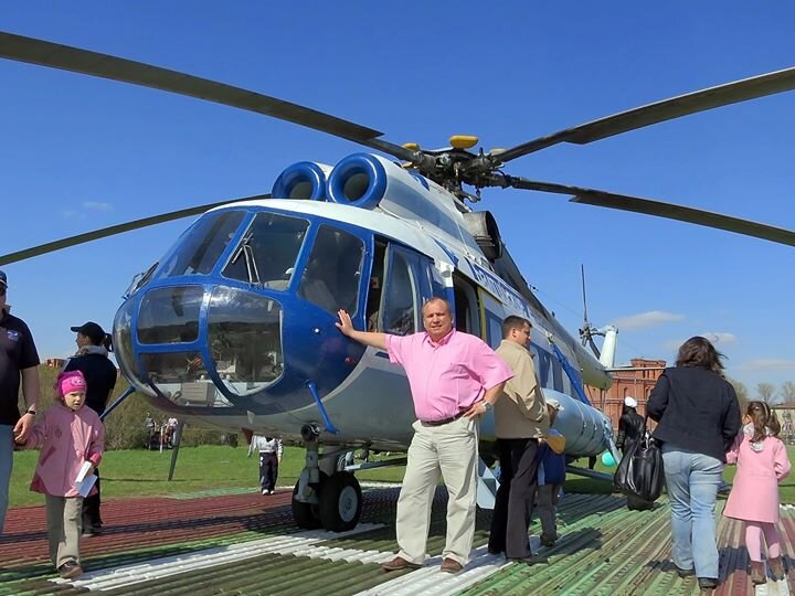 Ми-8 на площадке "Петропавловская крепость".
