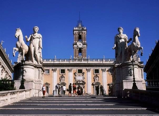 Рим. Капитолийский холм. Лестница Микелланджело