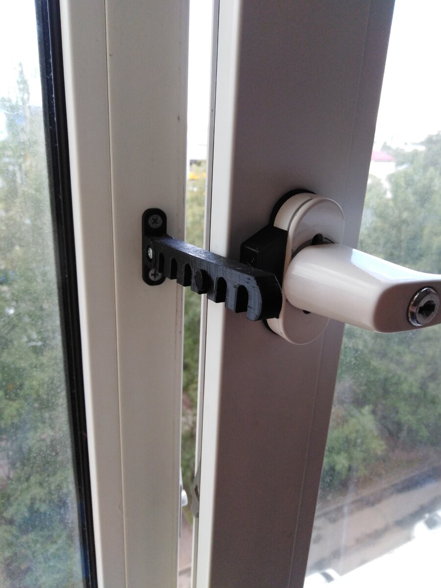 Пример печати, держатель на окно=)