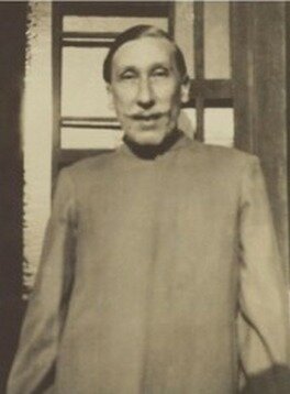 Собственно, Рене Генон 