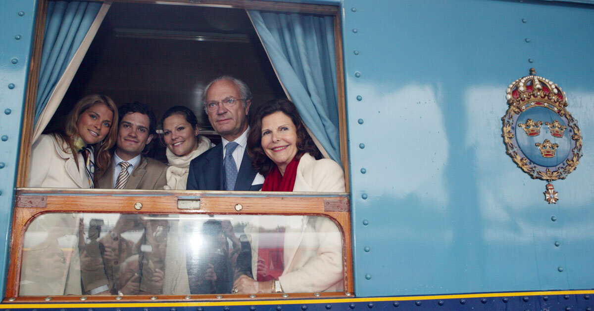 Раньше королевская семья путешествовала чаще. Фото SvenskDam, свободный доступ.