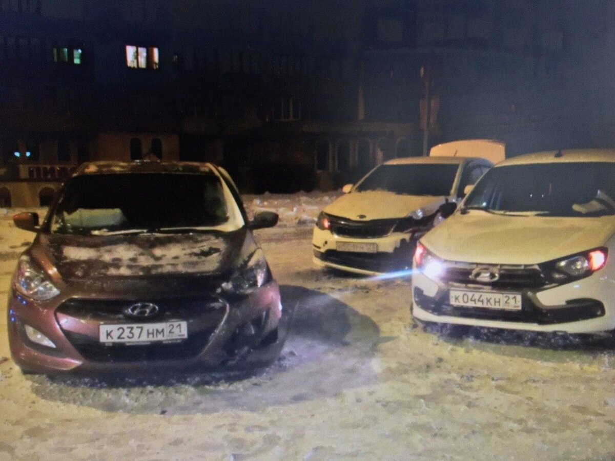 Будьте аккуратнее на дорогах, сильный гололёд. Соблюдайте скоростной режим. 