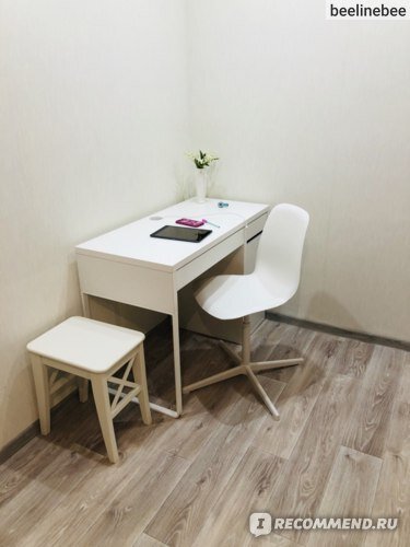 P.S. рабочий стол на фото я описала подробно тут, кому интересно.