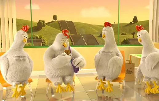 Няшки-вкусняшки "звезды" рекламы "Петелинка". Недолго вам осталось шоколадки клевать! (Кадр из рекламы "Петелинка")