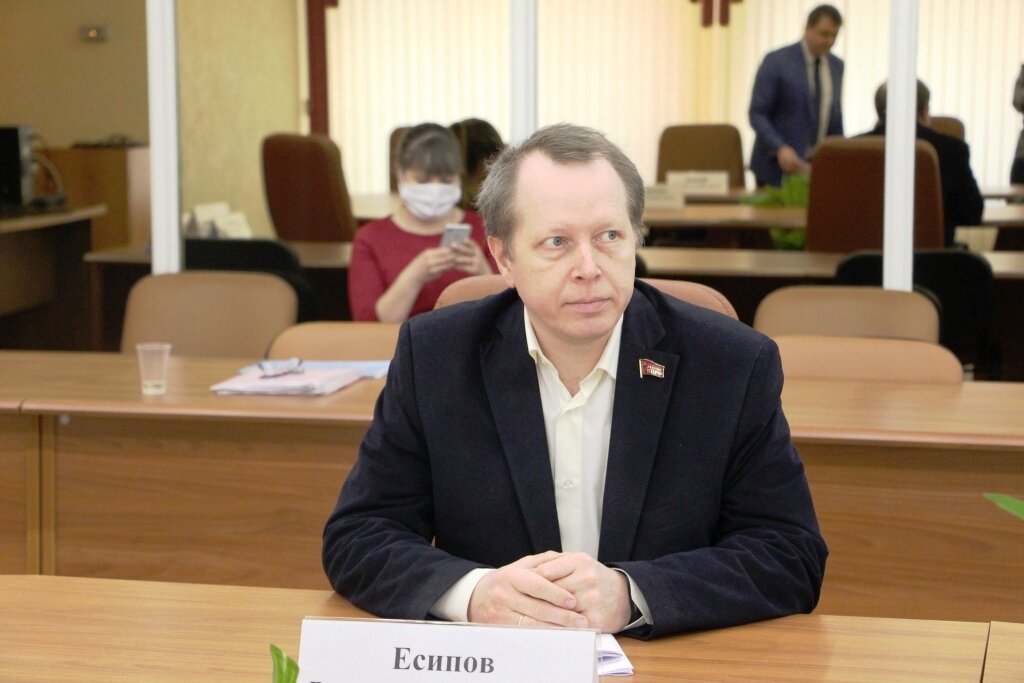 Владимир Есипов, депутат Саратовской областной Думы 