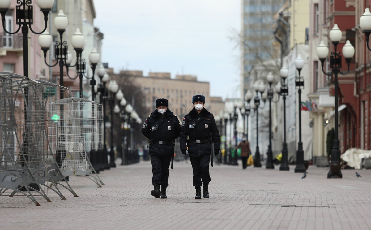 Улица в городе Москва. 