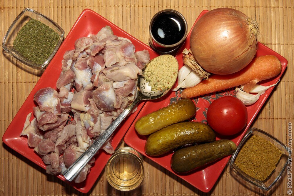 2. Куриные желудки с солёными огурцами тушёные в соевом соусе - ингредиенты
© NickFW.ru - 17.04.2020г.