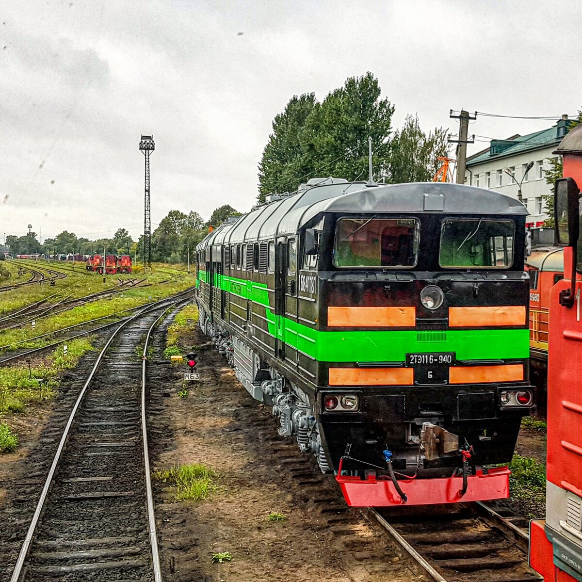 Что может быть ужаснее чем корпоративная раскраска от РЖД? Показываю ...