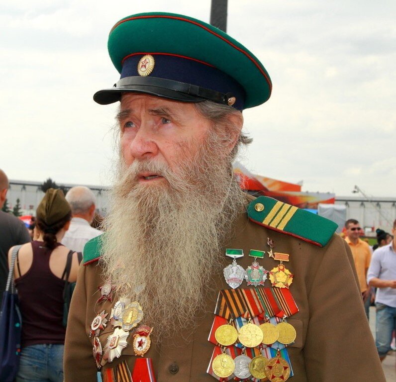 И открытых источников
