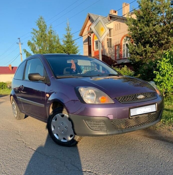 Форд Фиеста до 200 000 рублей
