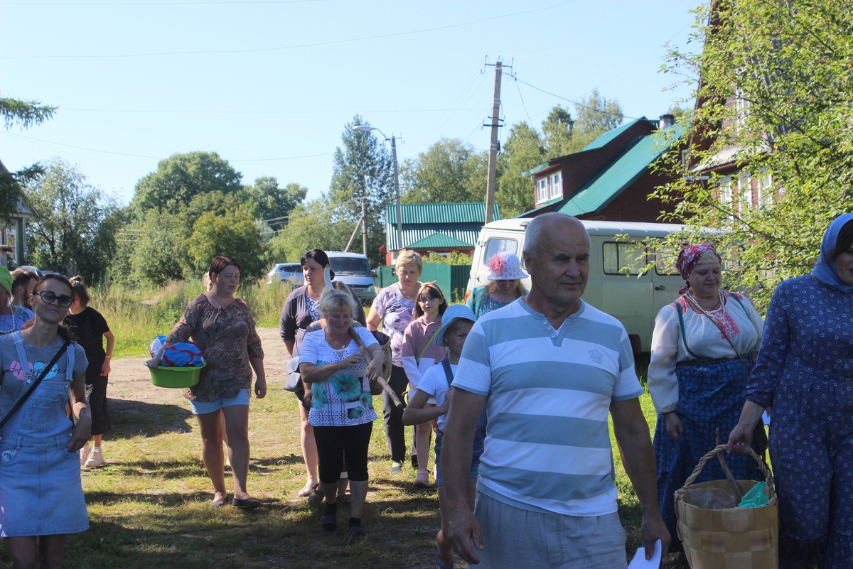 Конкурс начинается