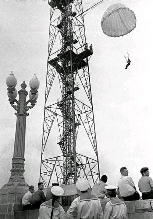 Здравствуйте, мои дорогие. Сегодня сделал подборку из фотографий, которые вызывают ностальгию о нашем детстве, молодости и нашей великой стране СССР.-6