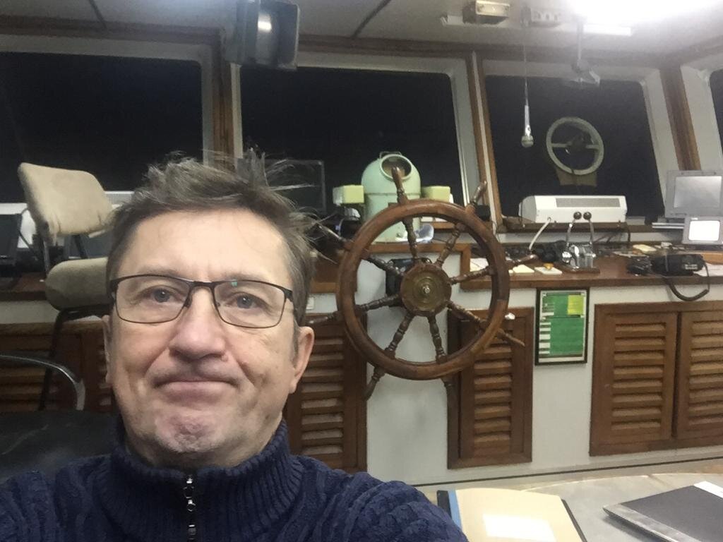 Вид из рубки от Сергея Долинина. Он в Мурманском порту.