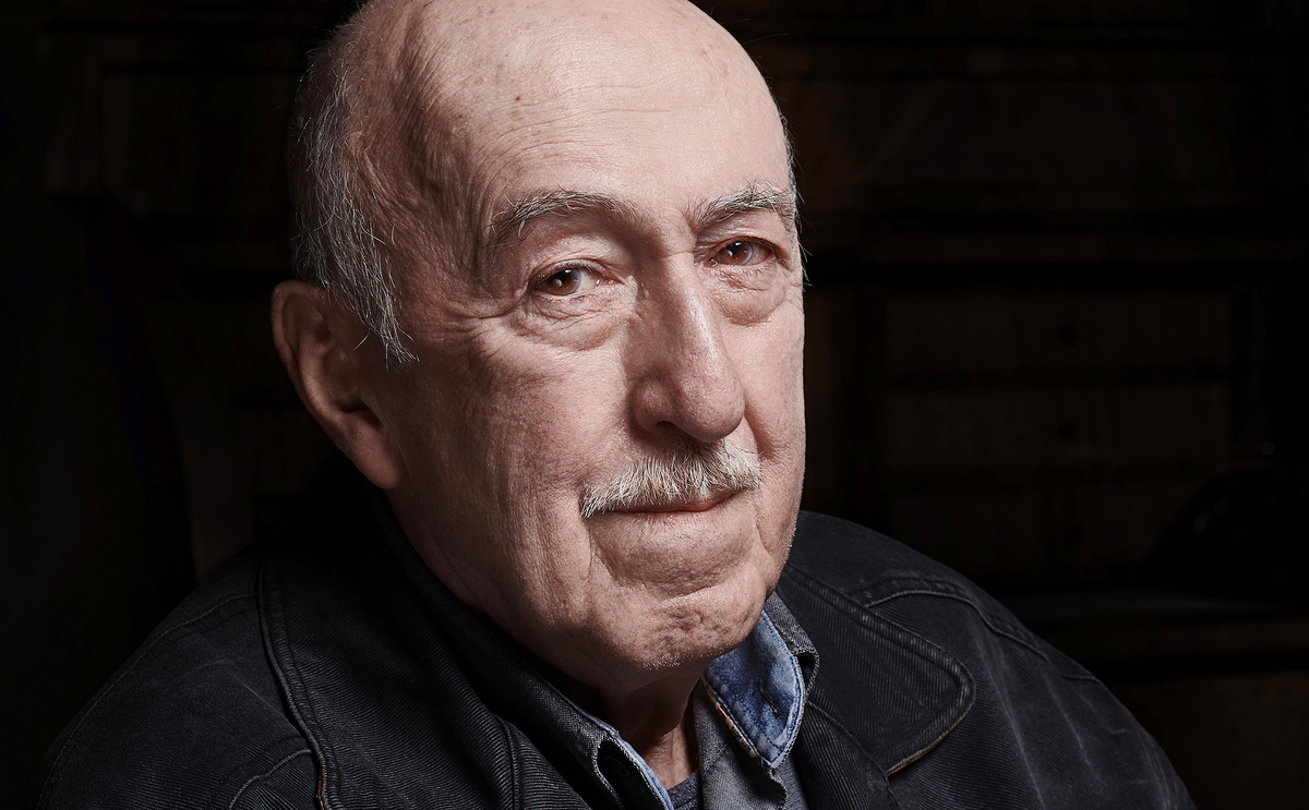 Отар иоселиани. Отар иоселиани в молодости. Отар иоселиани кинорежиссеры грузии. Режиссер отар иоселиани. Отар иоселиани кинорежиссеры грузии.