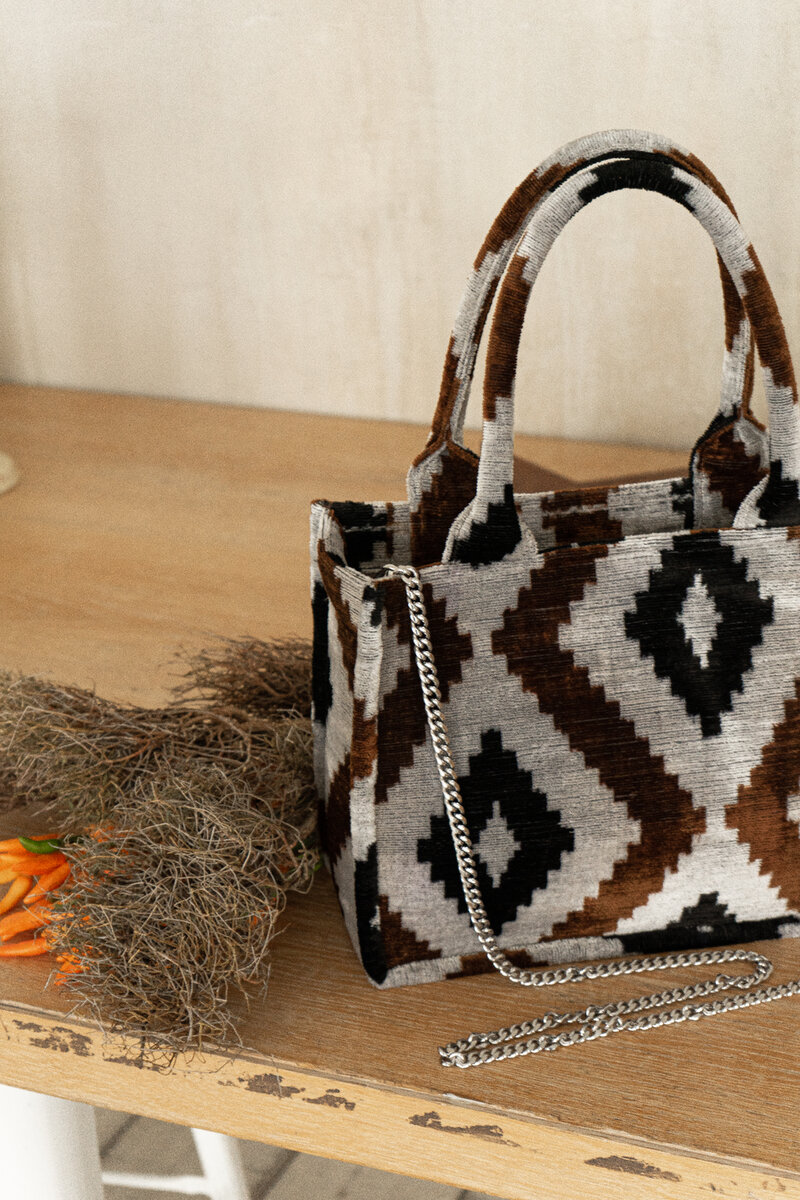 Большой тоут BROWNIE