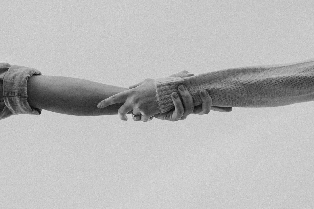 https://unsplash.com/@crtvduo