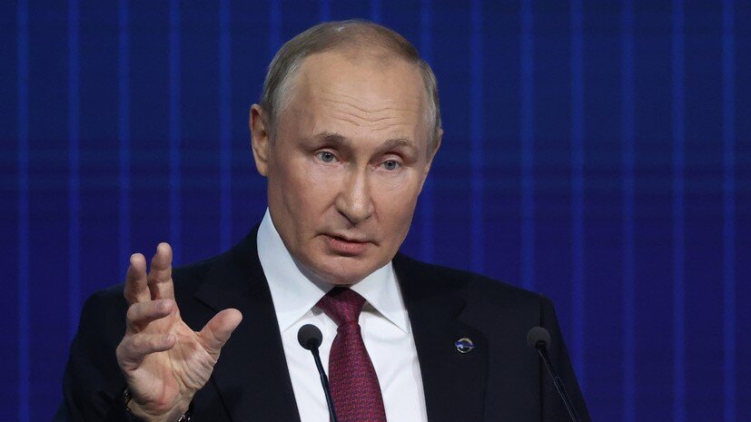   AP Sergei Karpukhin, Sputnik, Kremlin Pool