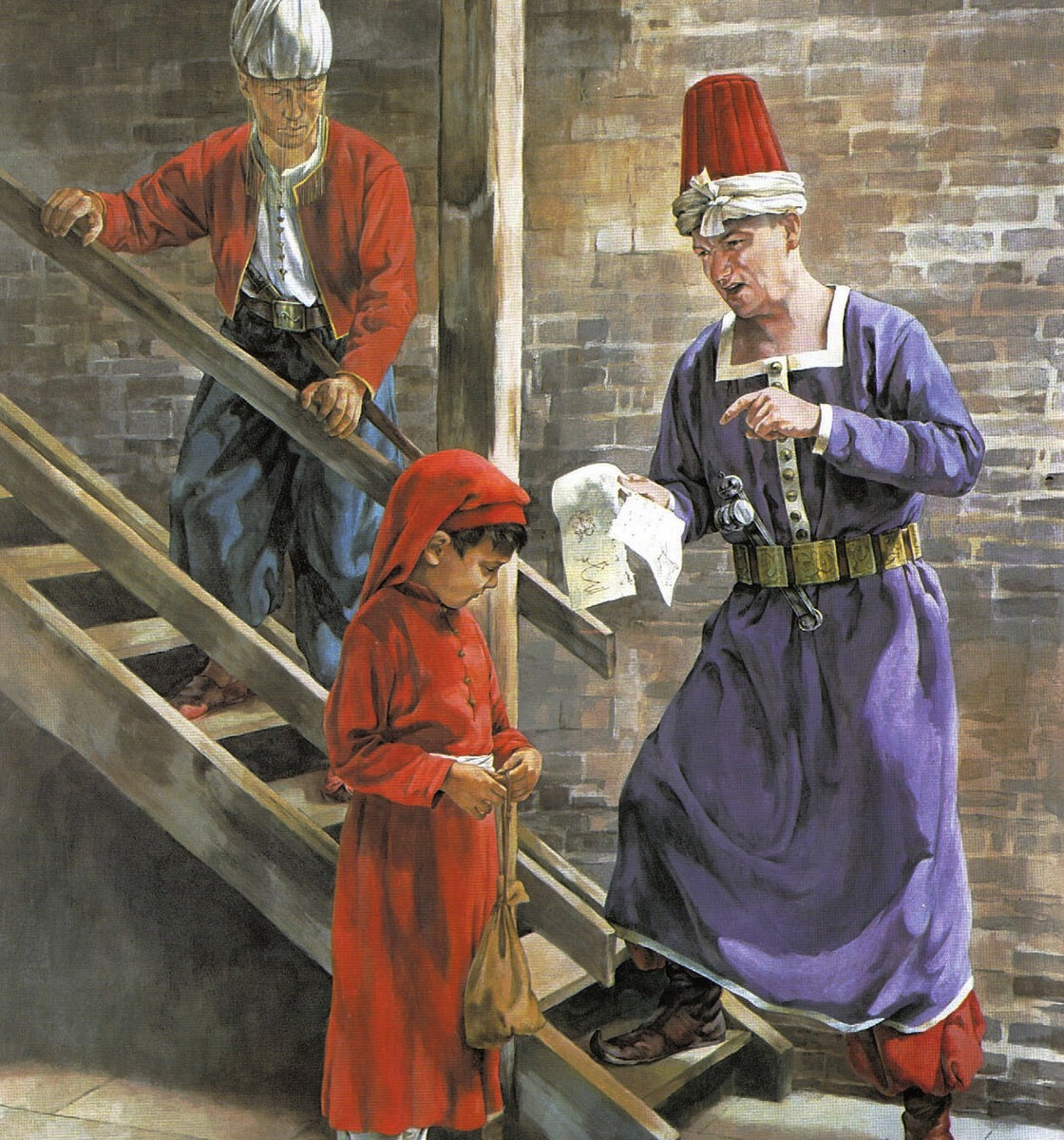 Наукам юношей обучали преподаватели-евнухи - как правило, из европейцев. 
Формально они также входили в гвардию султана (капыкулу) и пользовались уважением как ценные кадры