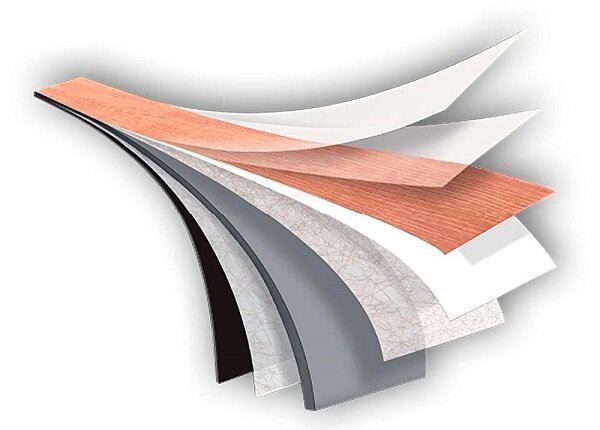 Кварц-виниловая плитка – многослойная. При этом ни один слой не содержит вредных веществ