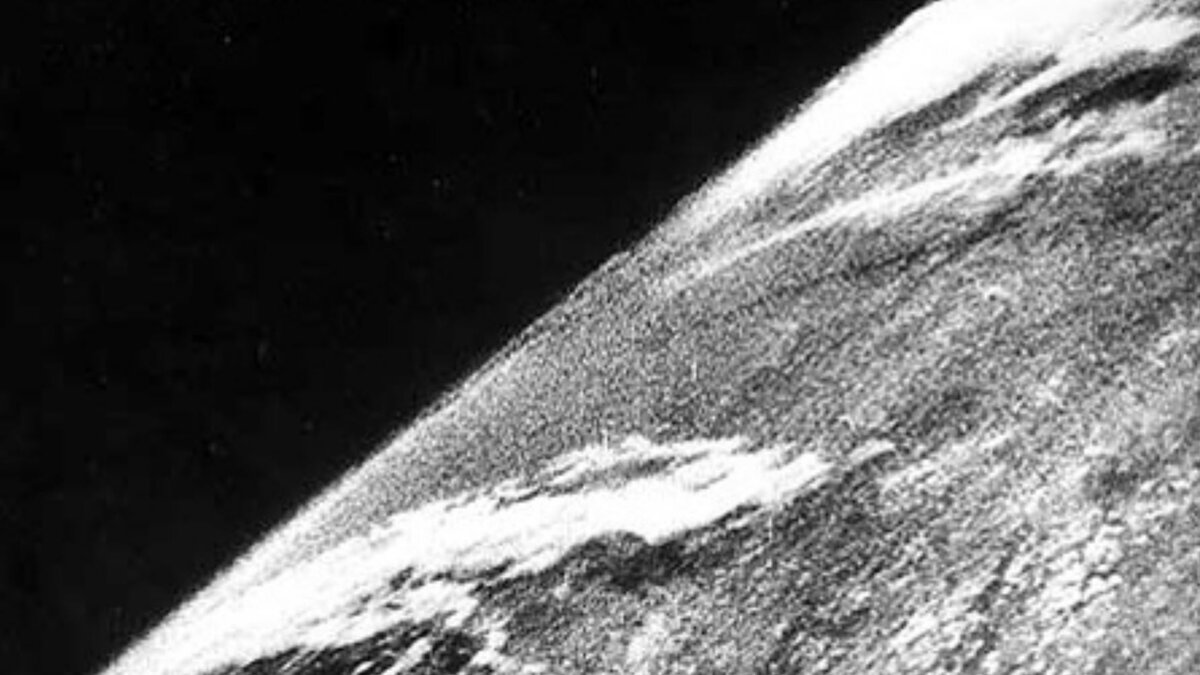 Первый снимок земли ФАУ-2