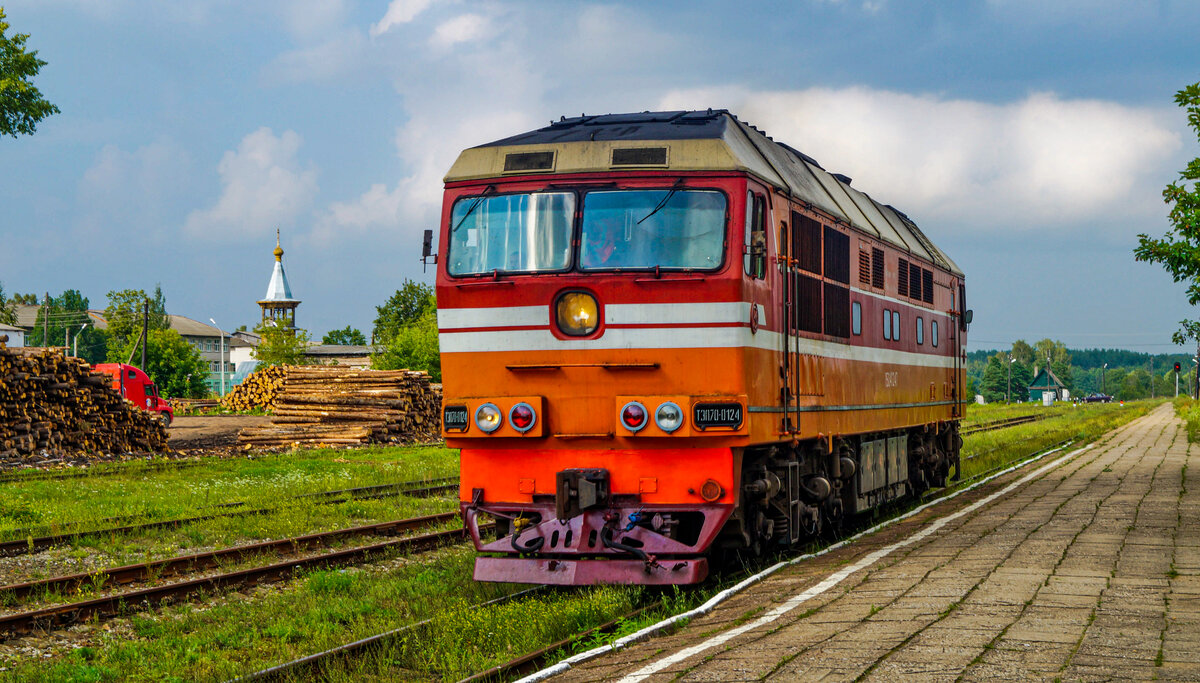 Картинка тепловоза тэп70