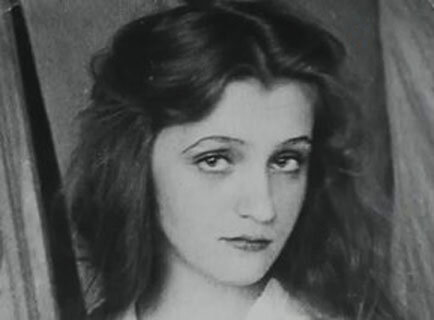 Клара Румянова. Фото kino-teatr.ru