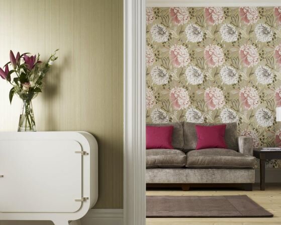 Обои одной цветовой гаммы, одной фактуры. Идеально, если они будут из одной серии  производителя.