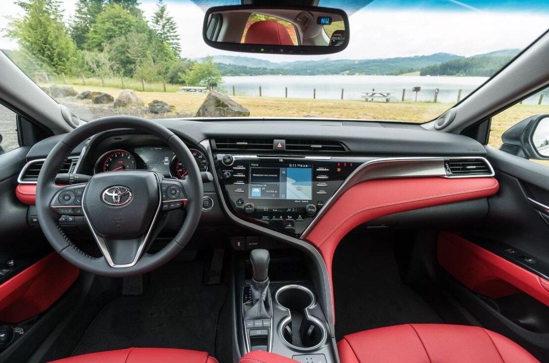 Toyota Camry 2018 2 4