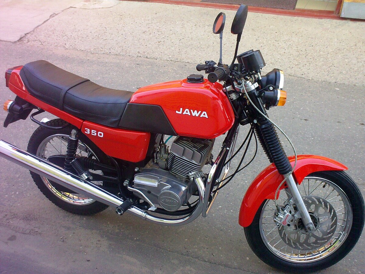 Чезет 350 красный
