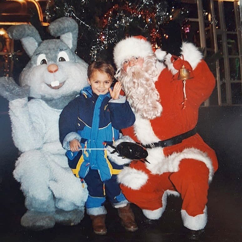 Лёша Купин показал фото с Дедом Морозом 
​Фото: «Инстаграм 
