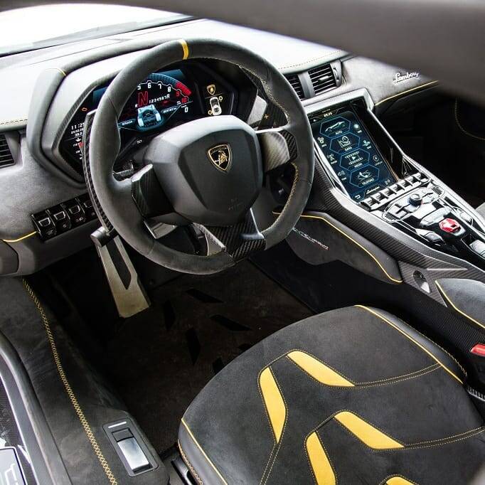 Lamborghini Centario интерьер