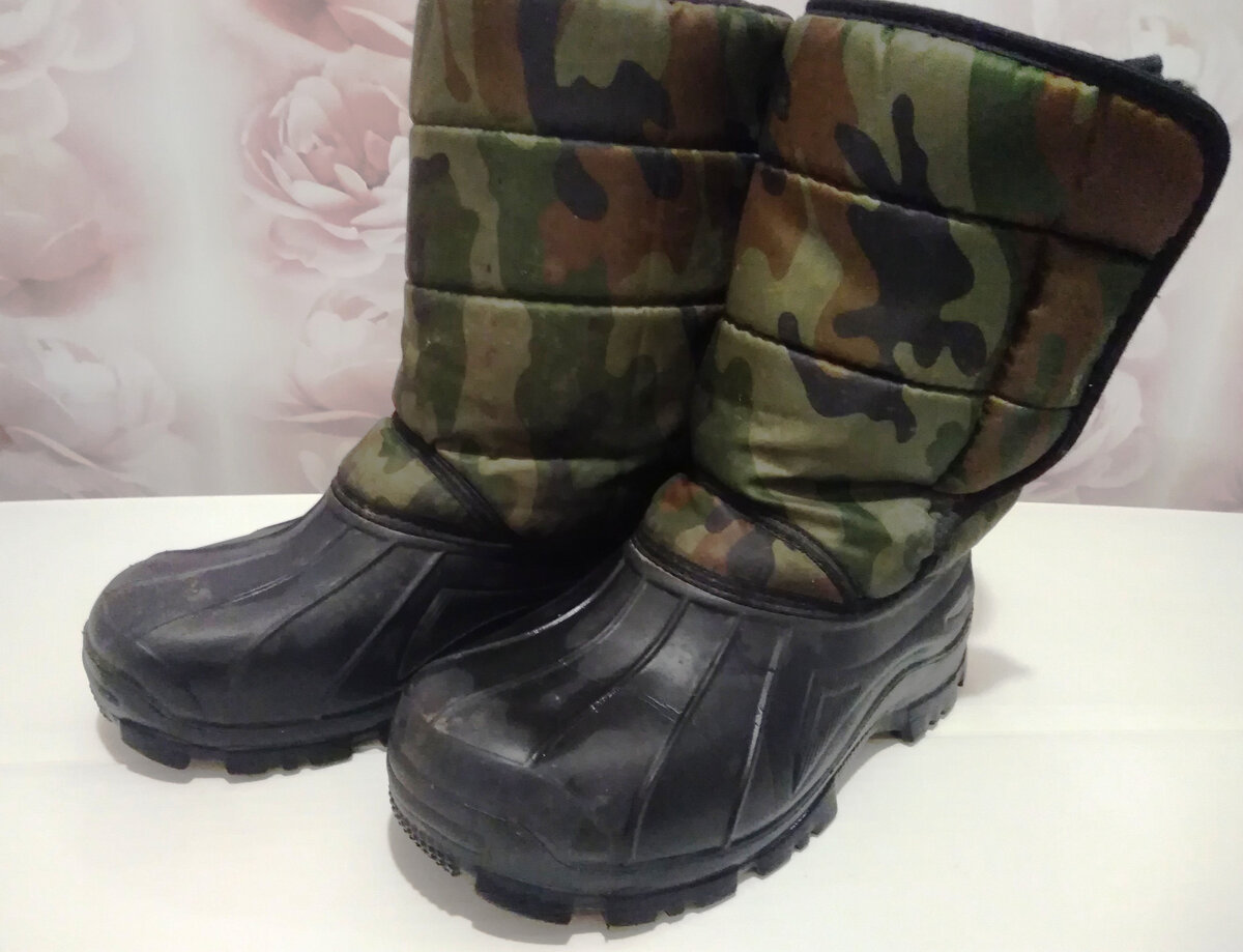 Вот такие сапоги пользуются сейчас спросом нынешней теплой зимой