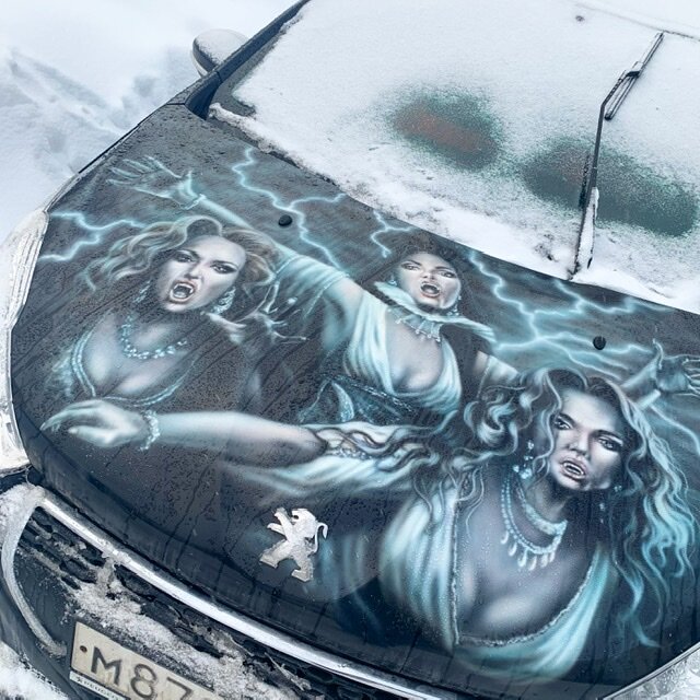 Забавный экземпляр однажды попался на глаза.