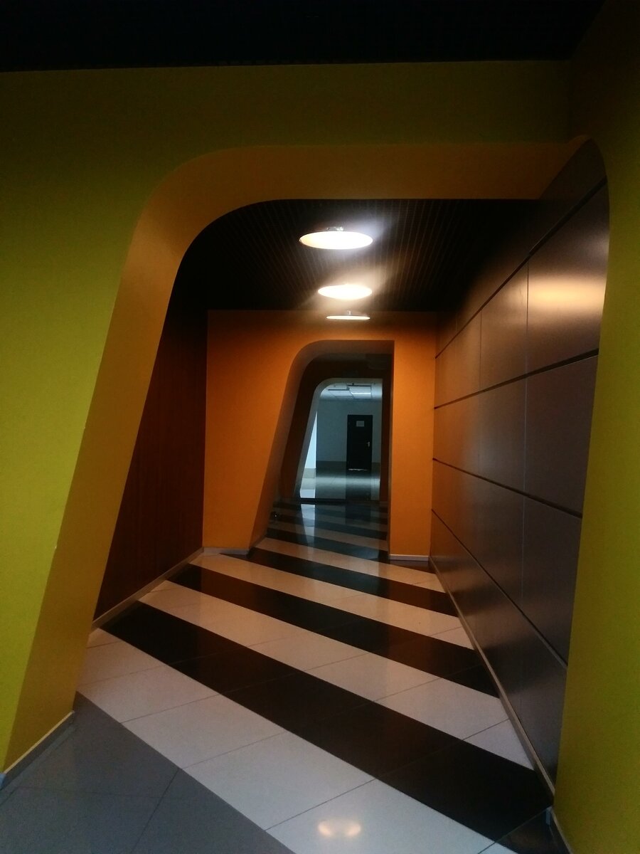 Какой-то загадочный коридор, котором может произойти убийство