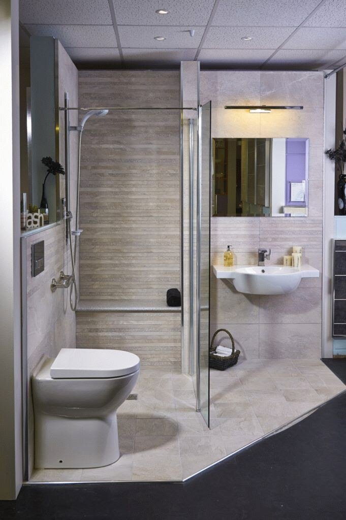 Small Bathroom Layout