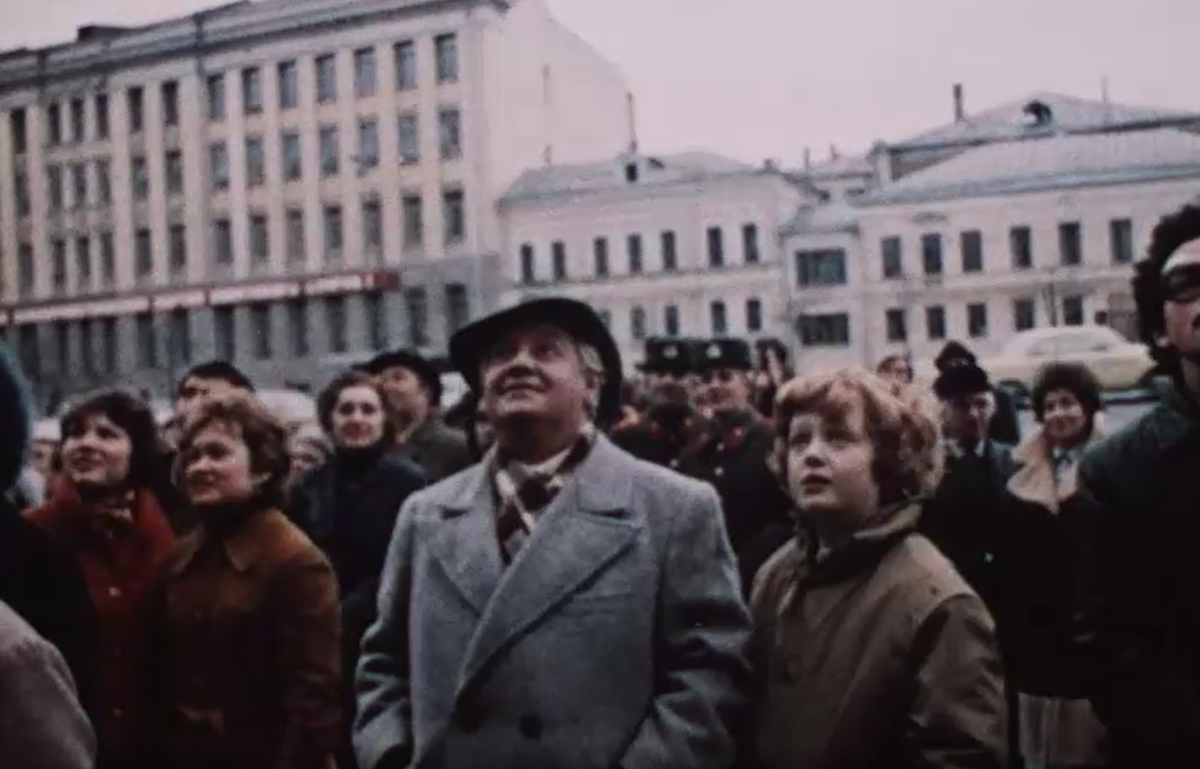 Кадр из программы "Давайте познакомимся. Телекурс русского языка. Урок 25" (1982)