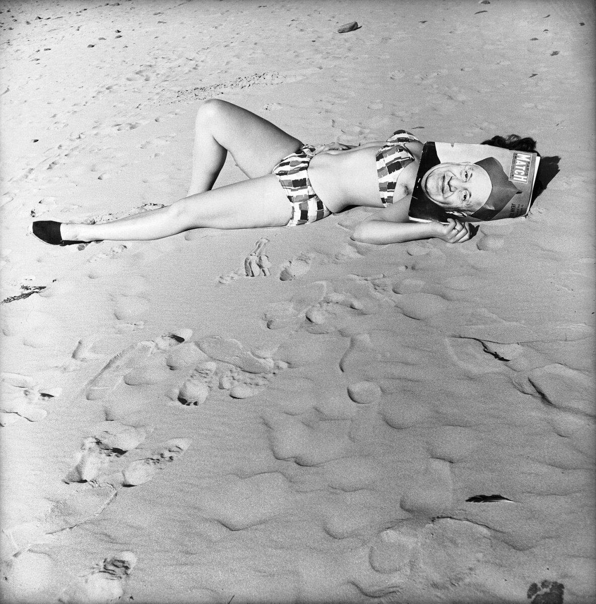 Епископ в бикини