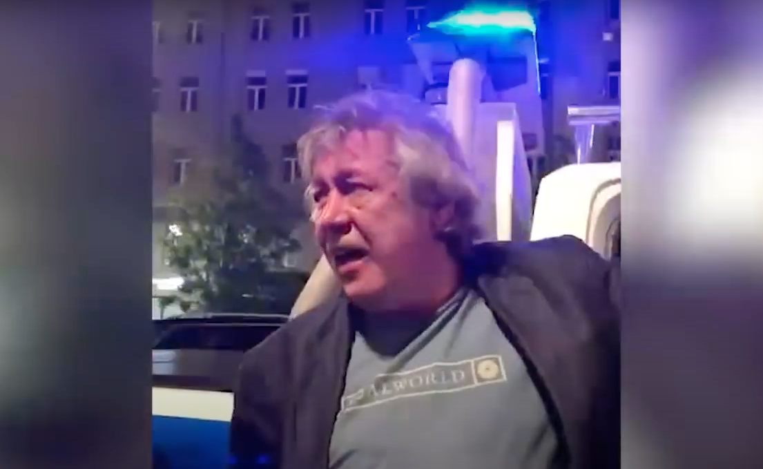 https://spektr.press/lob-v-lob-pyanyj-mihail-efremov-stal-uchastnikom-dtp-so-smertelnym-koncom-video-s-mesta-avarii/