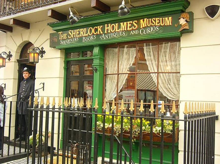 Holmes museum. Дом музей Шерлока Холмса в Лондоне. Бейкер стрит музей Шерлока Холмса. Дом-музей Шерлока Холмса на Бейкер стрит. Музей Шерлока Холмса в Великобритании.