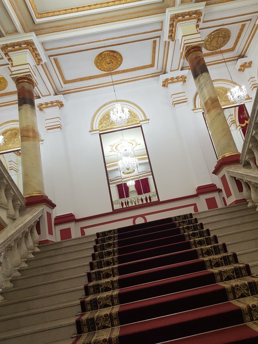 Царская усадьба Владимира Владимировича.