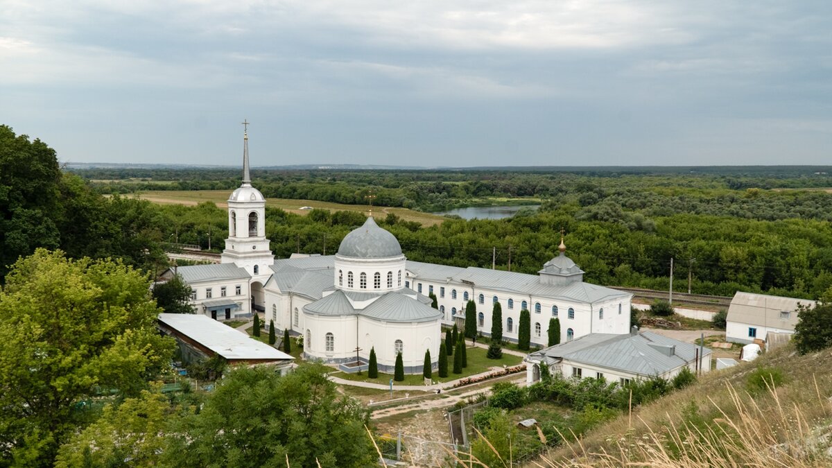 Свято Успенский Дивногорский монастырь
