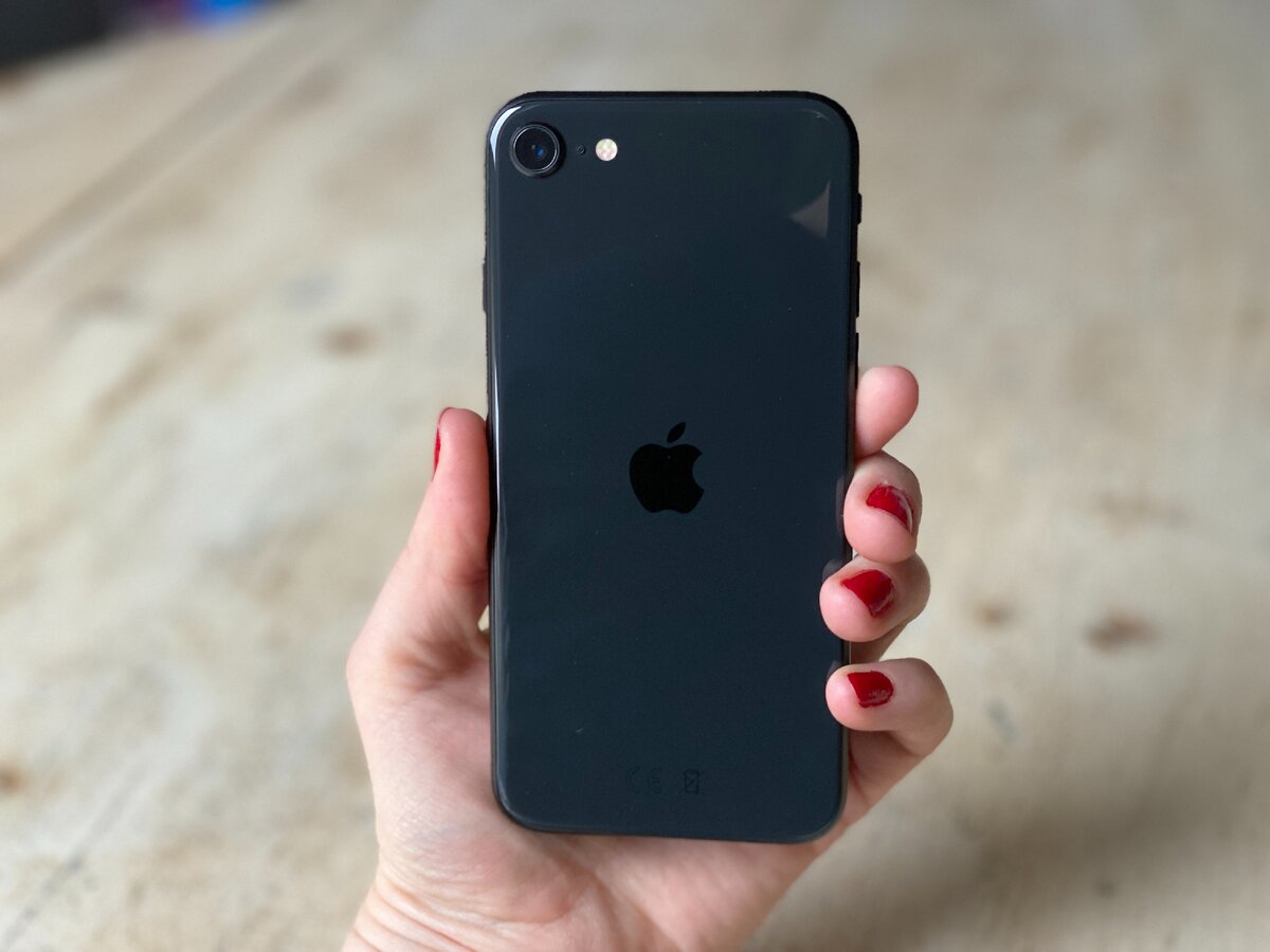 Задняя панель Apple iPhone SE 2020