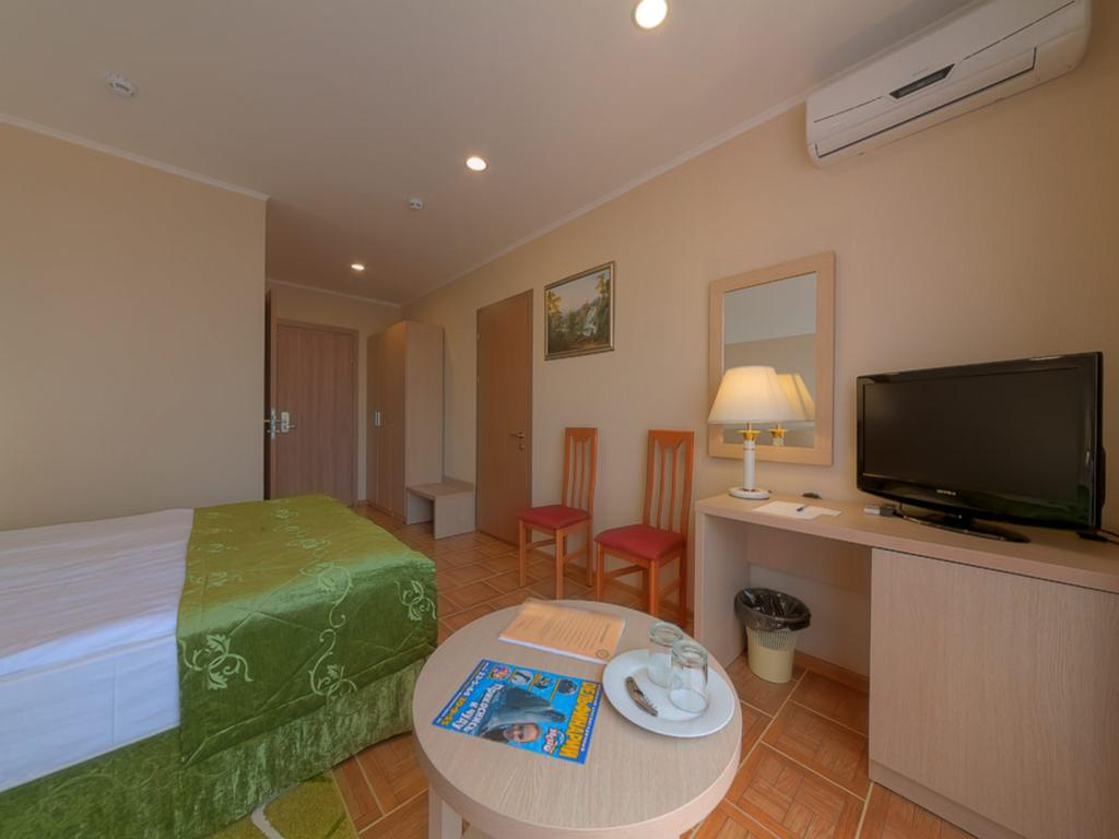 фото https://www.booking.com/hotel/ru/kruiz-anapa.ru.html?activeTab=photosGallery