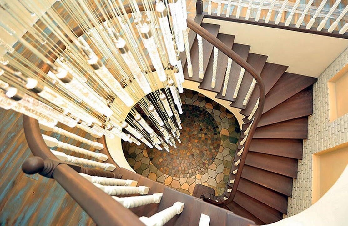 6-ти метровая люстра